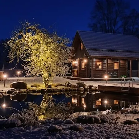 Jaeaegri Saunamaja Ferienhaus Parksi